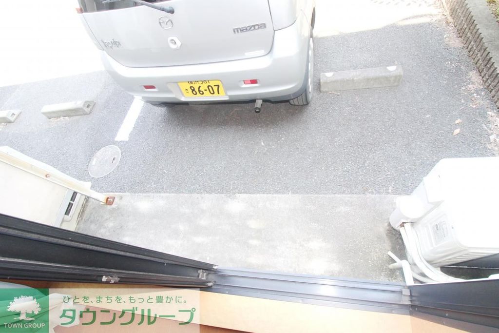 駐車場　バルコニー