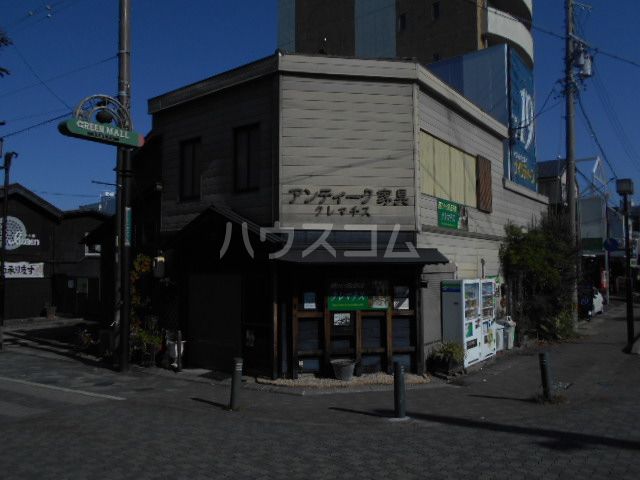 その他　アンティーク家具　クレマチス（その他）まで416m