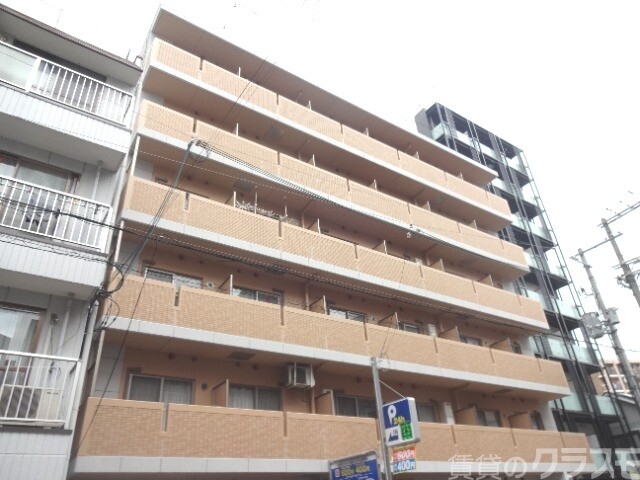 建物外観　十三エリアのご紹介☆