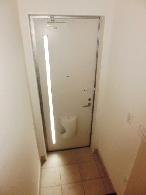 玄関　シューズボックス付きの玄関です