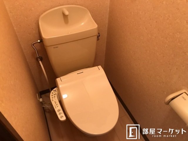 トイレ　同型タイプ