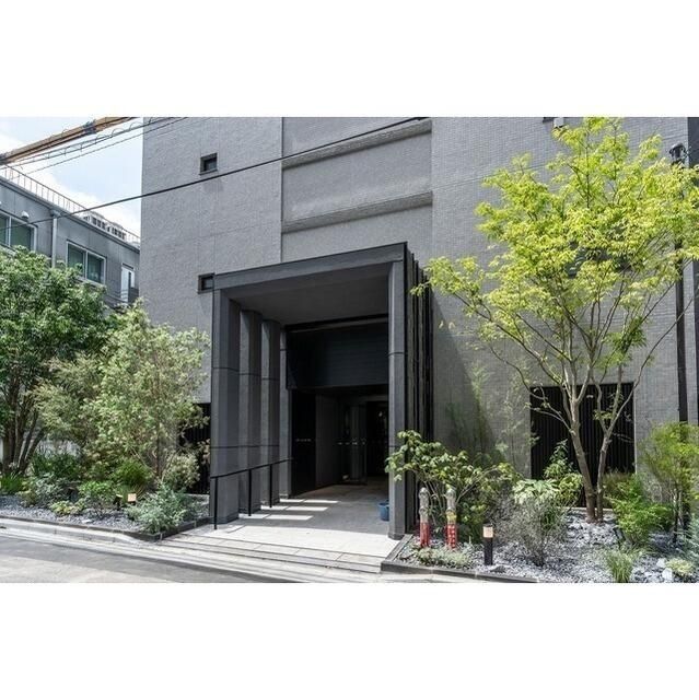 エントランス　外観