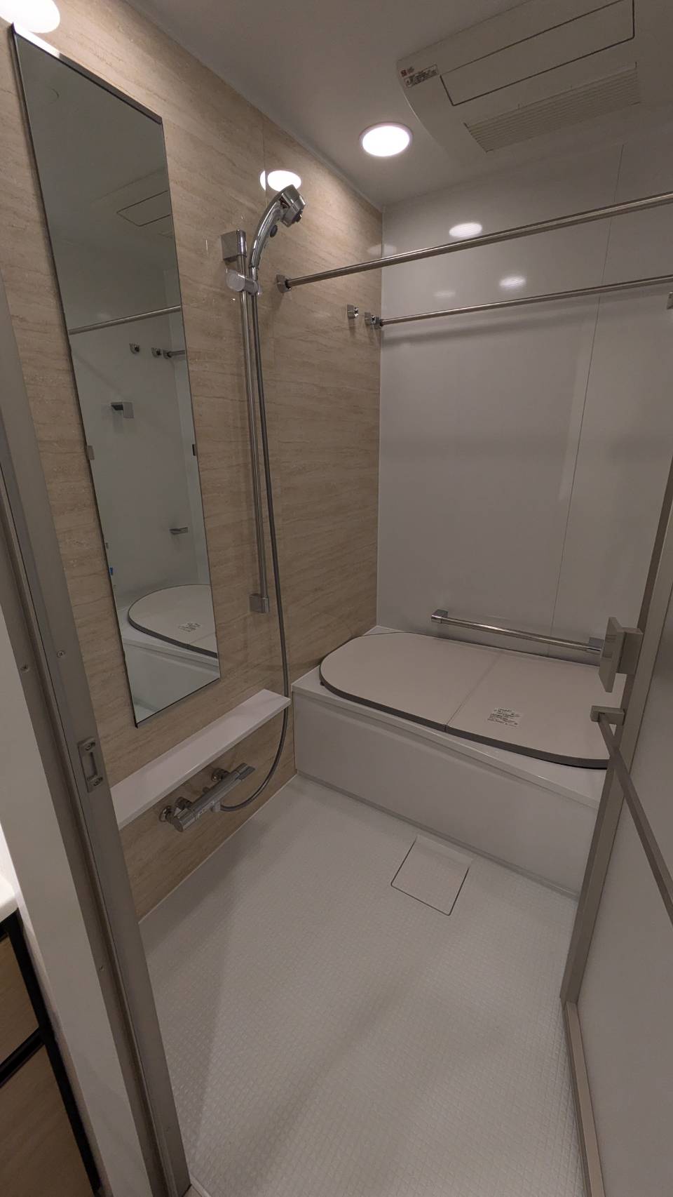 バス・シャワールーム