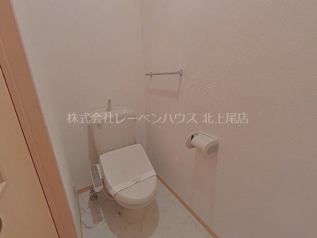 トイレ　お問合せは048-772-8202