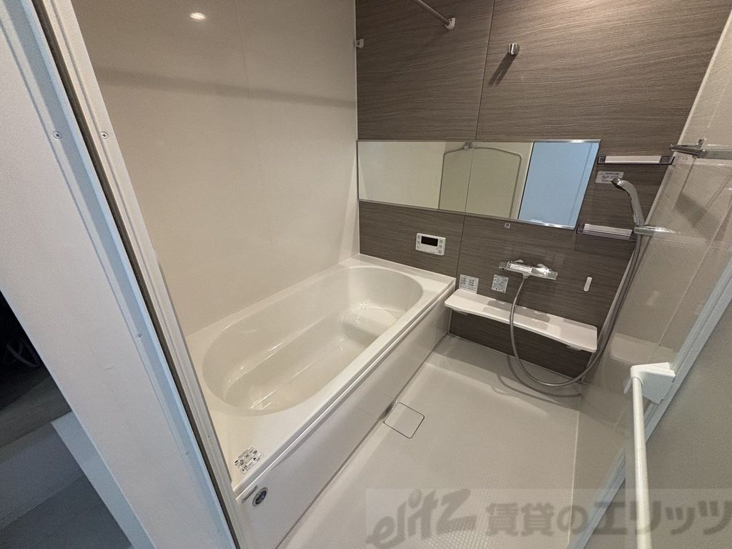 バス・シャワールーム　バルコニー