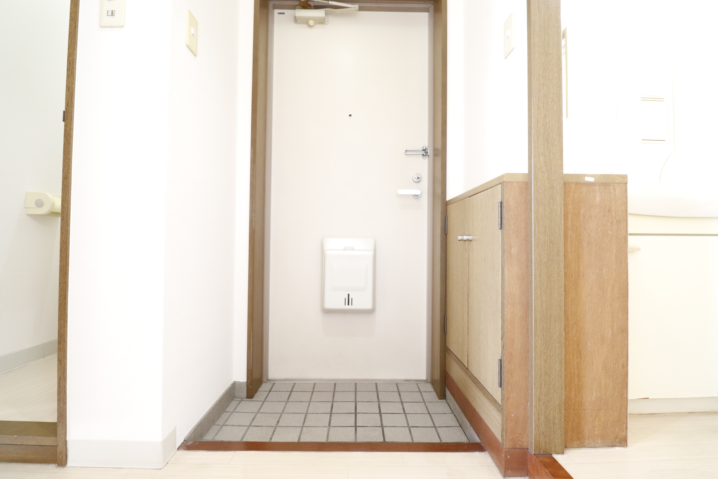 玄関　靴箱付き玄関です♪