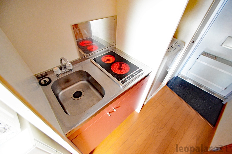 キッチン　設備・仕様は号室により異なる為、現況を優先致します。