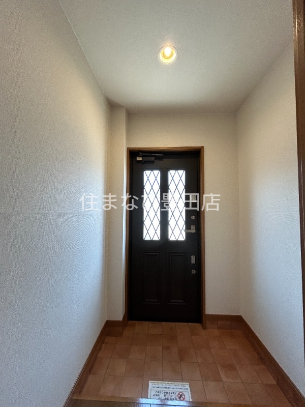玄関　同型別部屋写真
