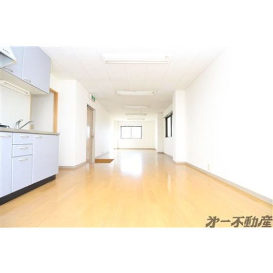 建物外観　洋室