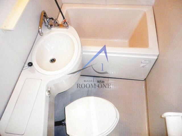 バス・シャワールーム　お風呂です。