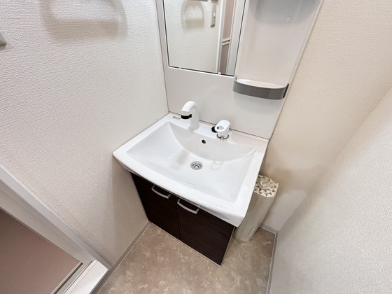 洗面設備　洗髪洗面化粧台