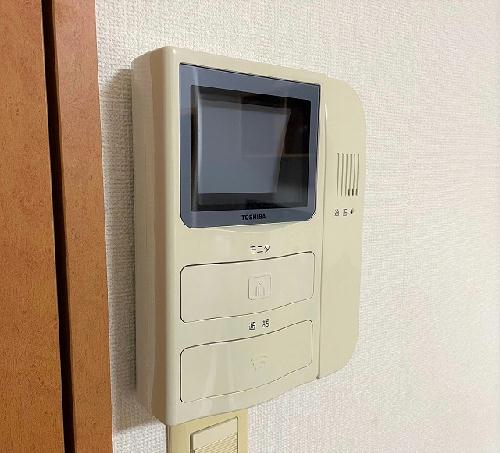 セキュリティ　モニター付きインターホン