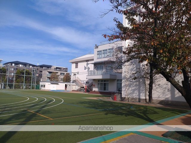 小学校　西亀有小学校（小学校）まで281m