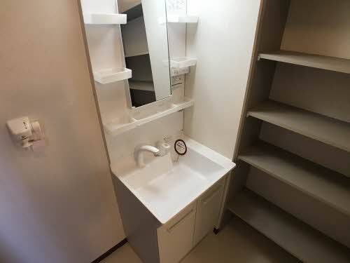 洗面設備　洗面所