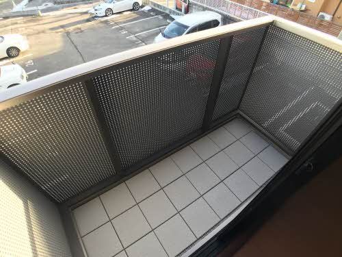 バルコニー　バルコニー