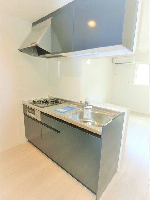 キッチン　広々使える快適な調理スペースです♪