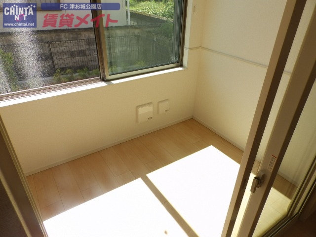 バルコニー　同型反転タイプ画像