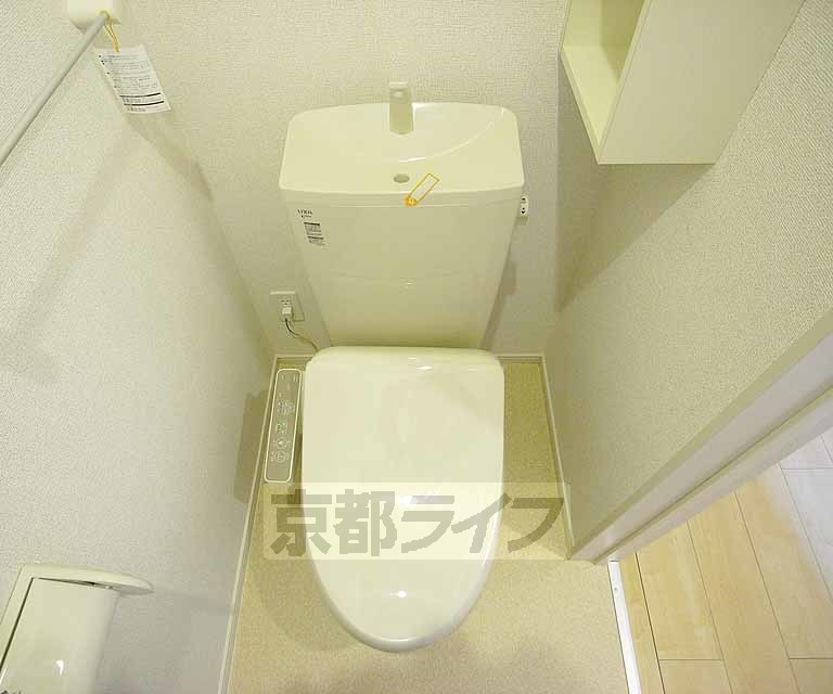 トイレ　ウォシュレット付きです。