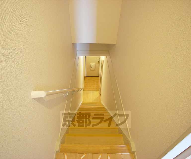 その他部屋・スペース　きれいな階段です。