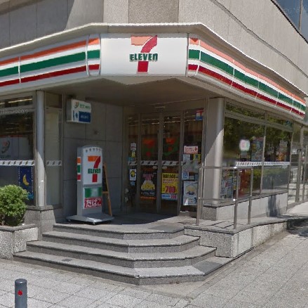 コンビニ　セブンイレブン 横浜山下町店（コンビニ）まで485m