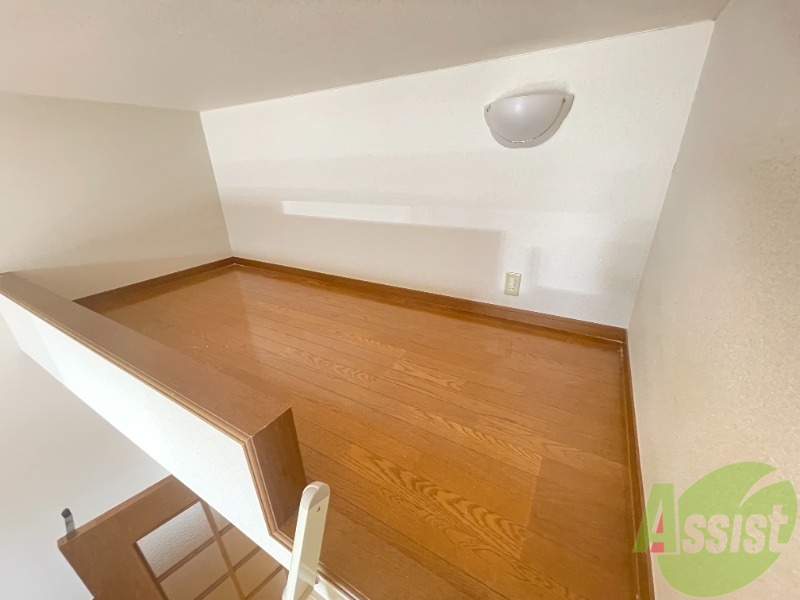 その他部屋・スペース　こちらがロフトです。ここを寝室にしてもよさそうですね。