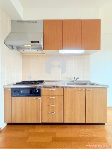 キッチン　同マンション別部屋　参考写真