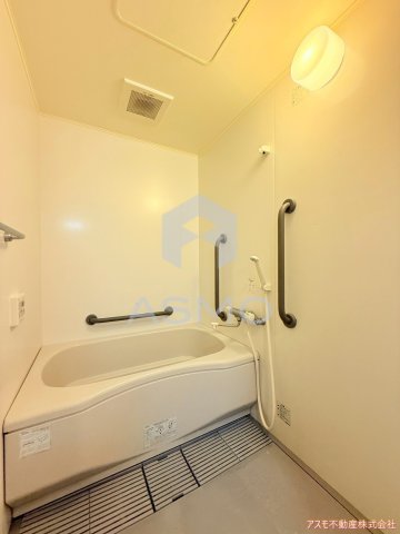 バス・シャワールーム　同マンション別部屋　参考写真