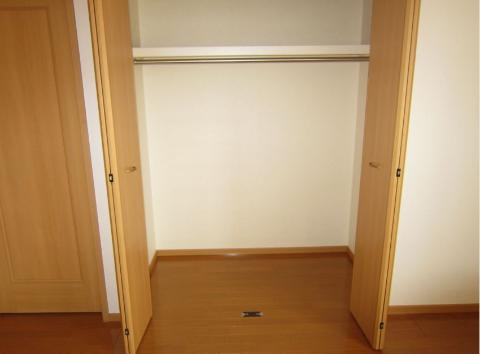 収納　クローゼット