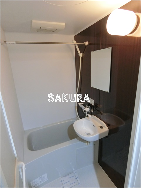 バス・シャワールーム　清潔感のある快適バスルーム♪