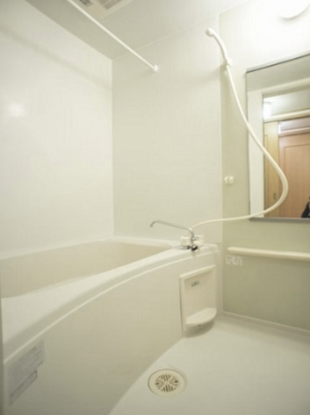 バス・シャワールーム　ゆったり過ごせるお風呂です♪ゆったり過ごせるお風呂です♪