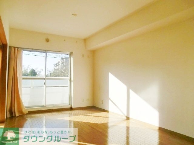 居室・リビング　お問合せはタウンハウジングまで！※現地待合わせ相談可能