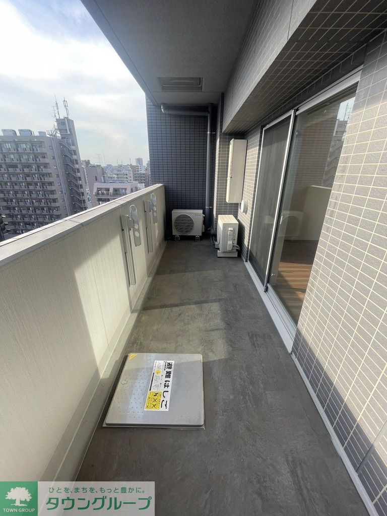 バルコニー　バルコニー