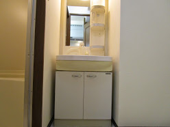 洗面設備　類似画像　現状優先