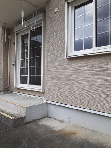 バルコニー　陽当たり良好なバルコニーです