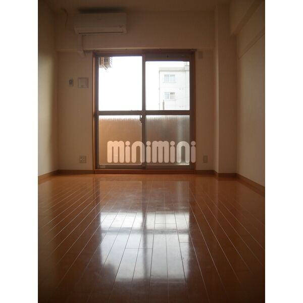 居室・リビング　別号室のお部屋の写真です