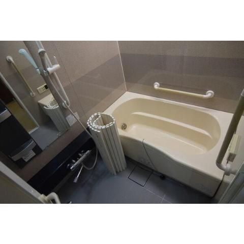 バス・シャワールーム　バス