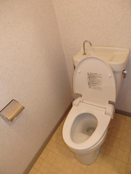 牧サンロイヤルのトイレ写真