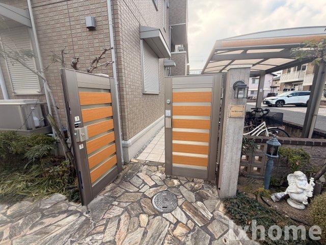 エントランス　建物の内部です