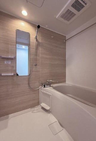 バス・シャワールーム　写真は同タイプ住居です。