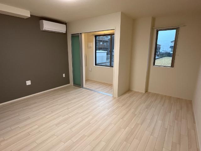 居室・リビング　洋室