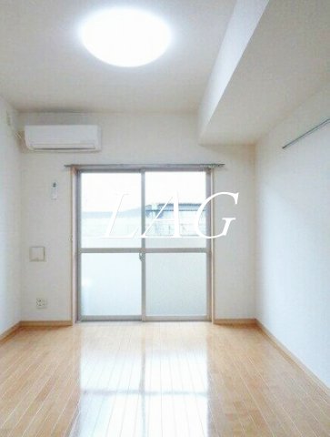 居室・リビング　洋室のお部屋です。