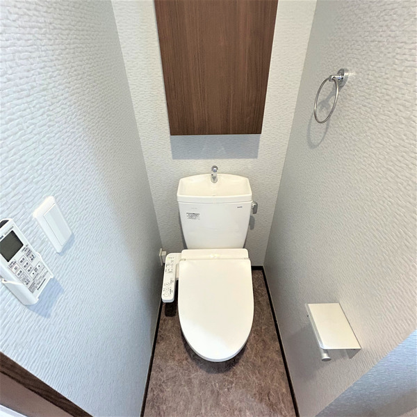 トイレ　嬉しい温水洗浄便座♪