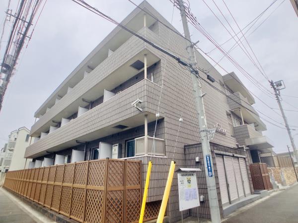 建物外観　落ち着いた雰囲気の外観です