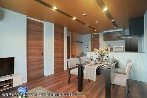 居室・リビング　家具は配置イメージであり、賃貸物件には含まれません