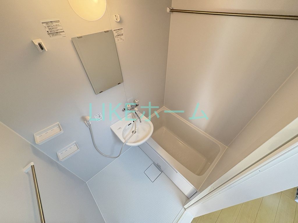 バス・シャワールーム　バス