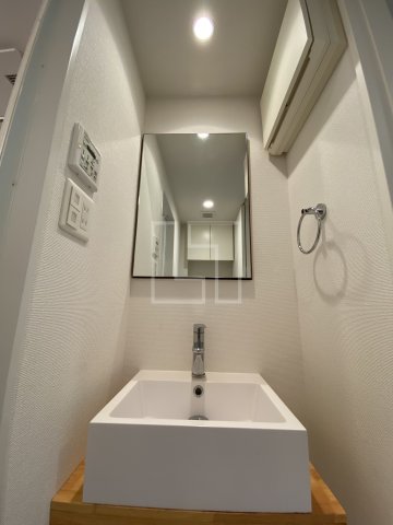 洗面設備　SERENiTE本町reflet（セレニテ本町ルフレ）　独立