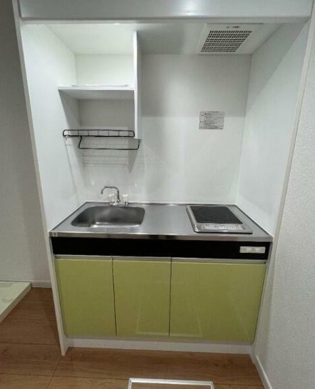 キッチン　同シリーズ産興写真す。