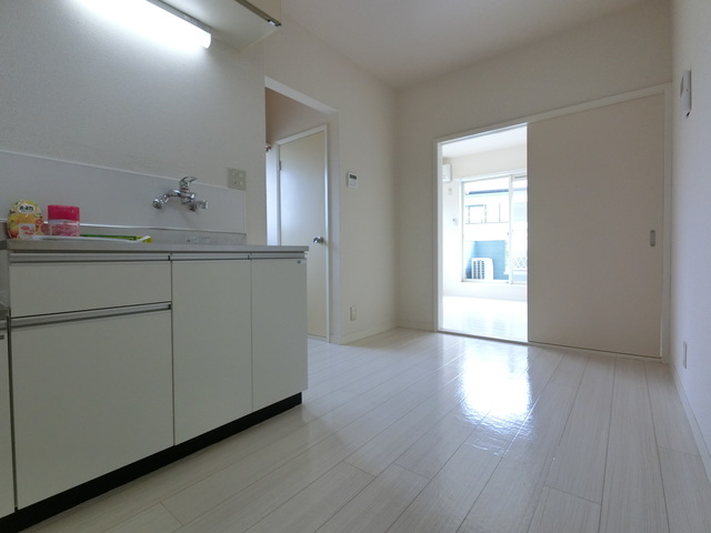 居室・リビング　★ＤＫは４．５帖ございます★