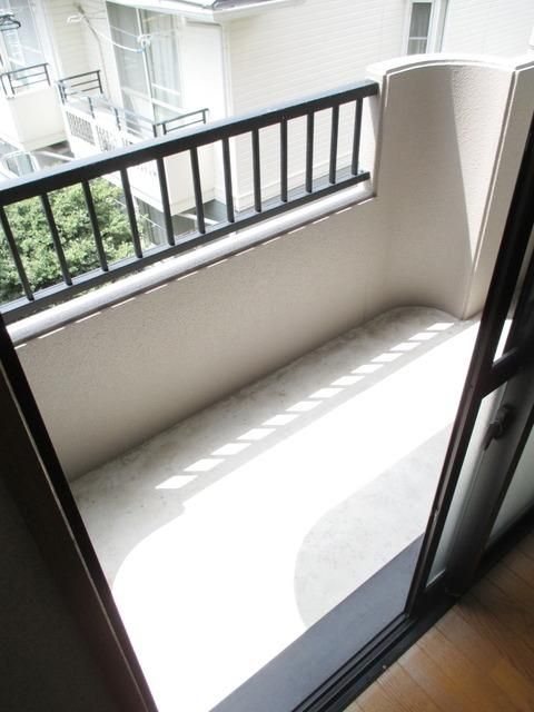 バルコニー　★日当たりのよいバルコニーです★