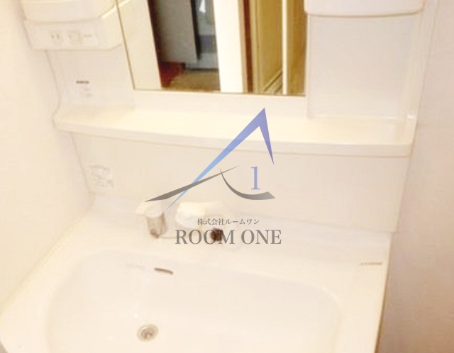 洗面設備　洗面台です。